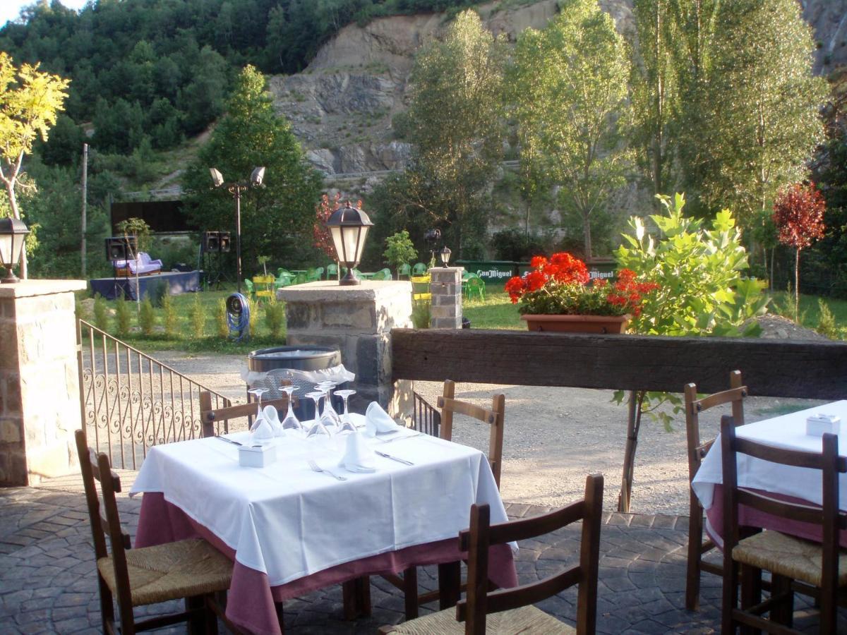 Vistas Espectaculares, Wifi Y Parking Διαμέρισμα El Pueyo de Jaca Δωμάτιο φωτογραφία